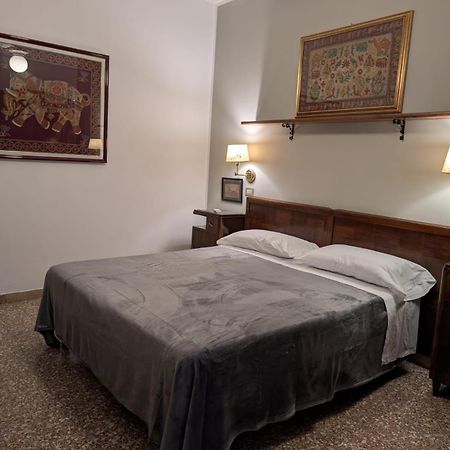 Villa Antonietta Rooms & Coffee Cesena Bagian luar foto