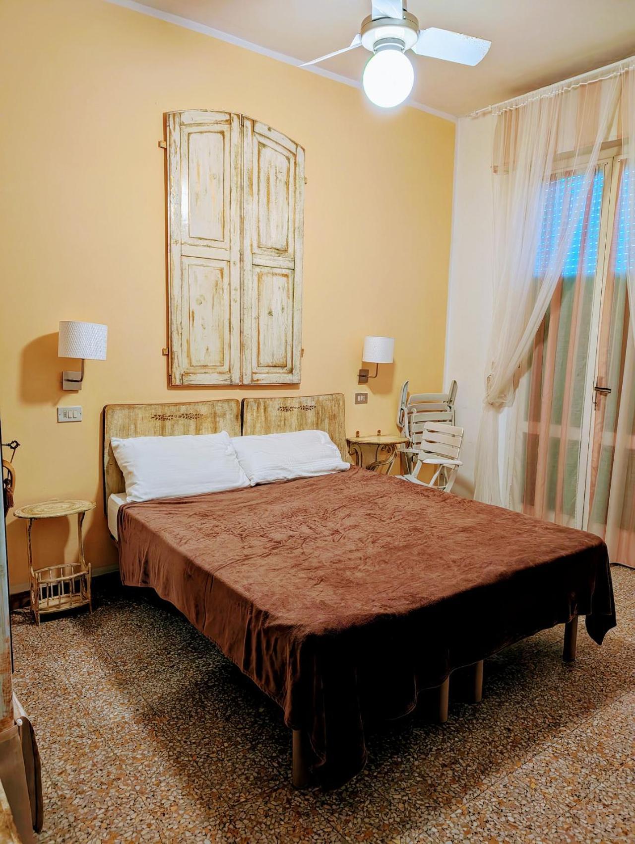 Villa Antonietta Rooms & Coffee Cesena Bagian luar foto