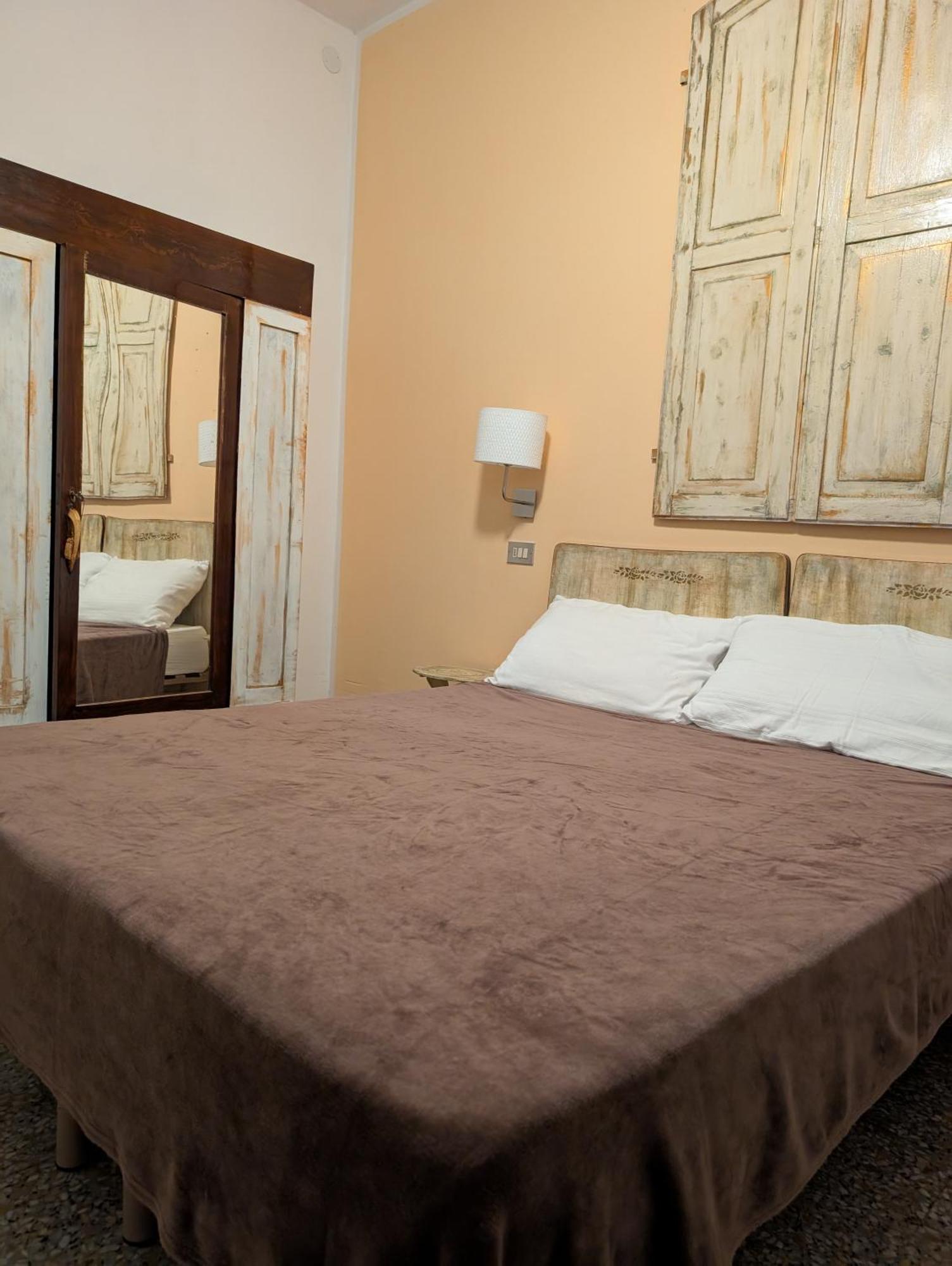 Villa Antonietta Rooms & Coffee Cesena Bagian luar foto