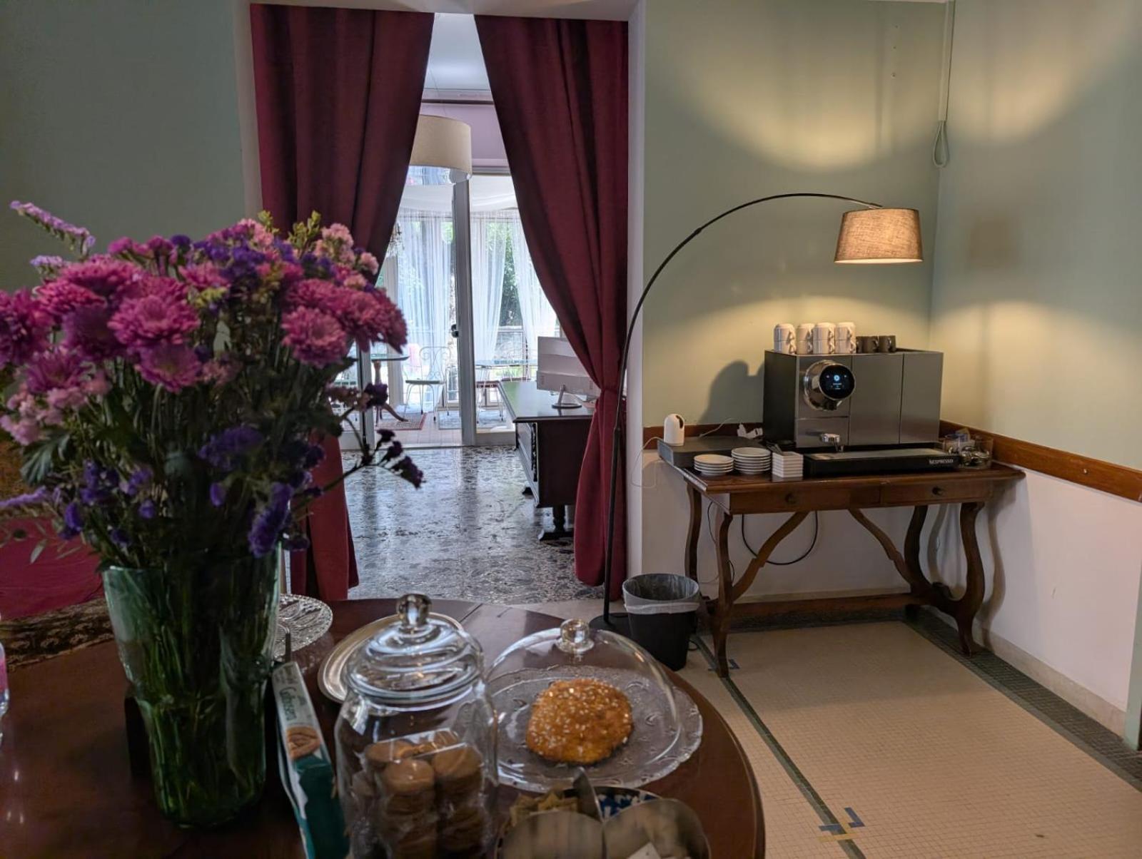 Villa Antonietta Rooms & Coffee Cesena Bagian luar foto