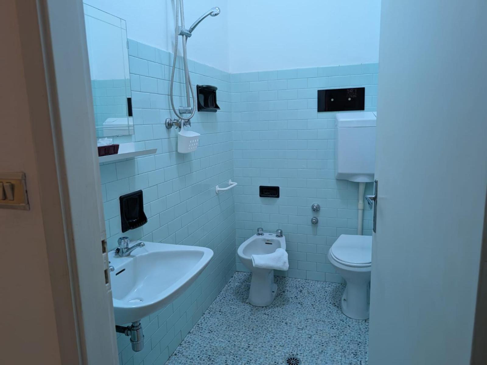 Villa Antonietta Rooms & Coffee Cesena Ruang foto